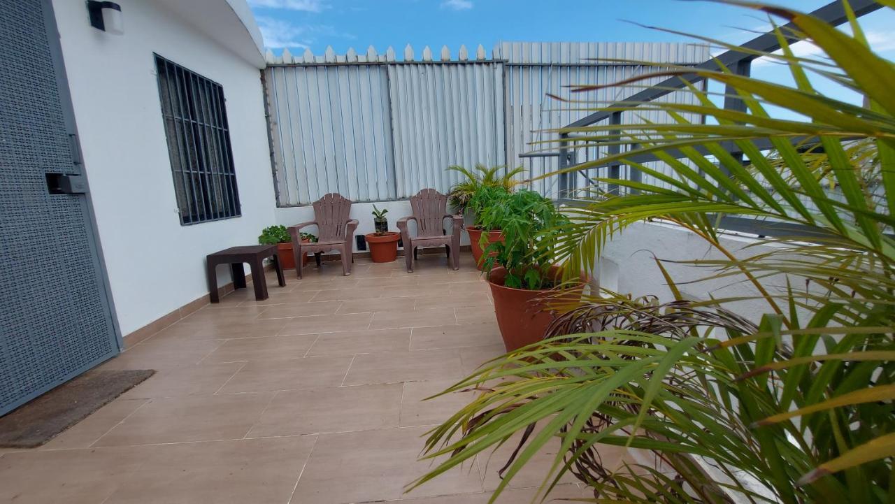 Апартаменты Casa Kamanda, Zona Colonial, Санто-Доминго Экстерьер фото