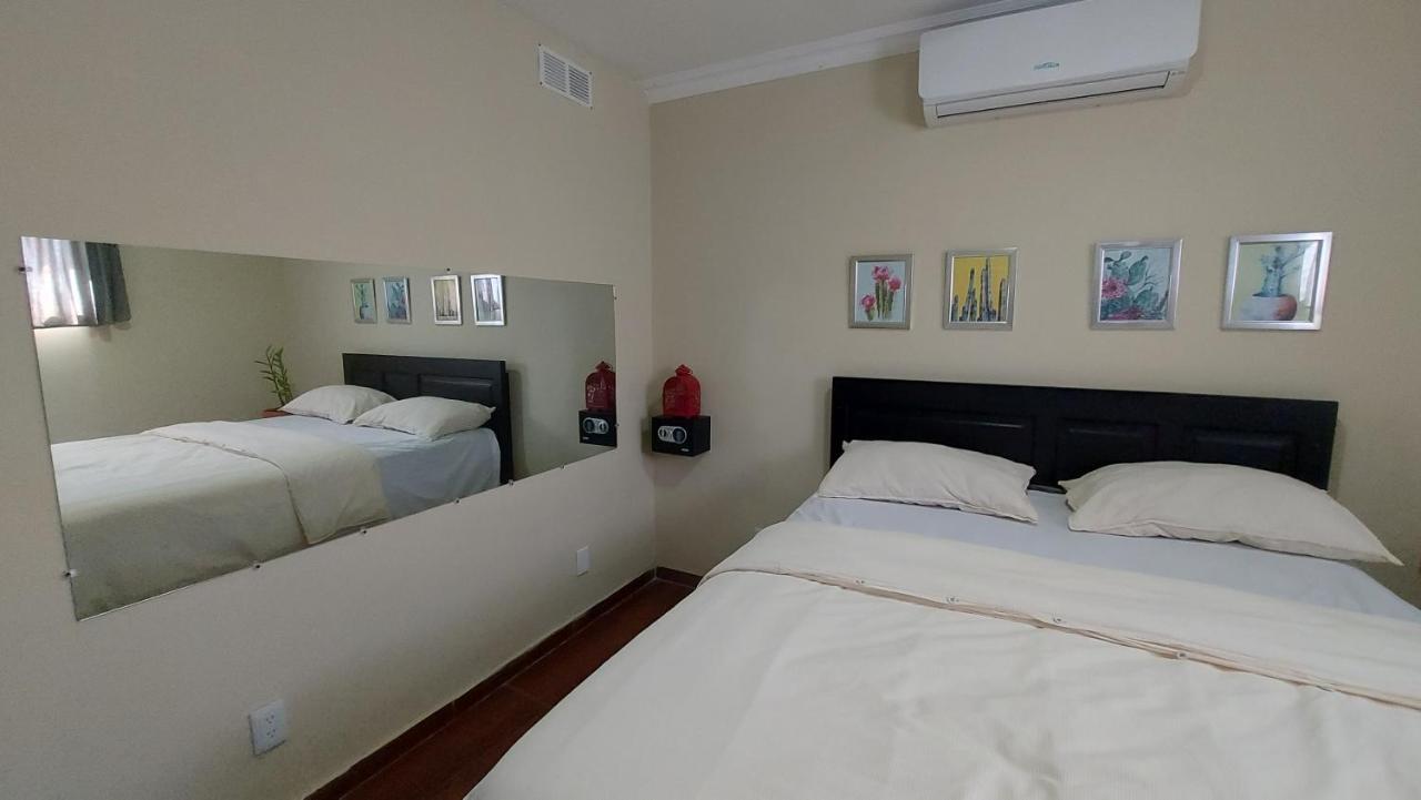 Апартаменты Casa Kamanda, Zona Colonial, Санто-Доминго Экстерьер фото