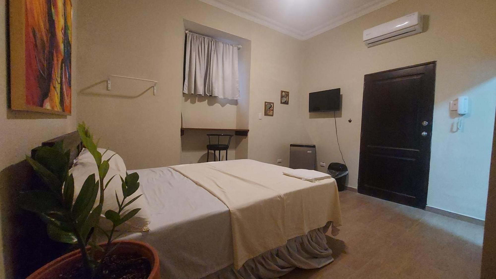 Апартаменты Casa Kamanda, Zona Colonial, Санто-Доминго Экстерьер фото